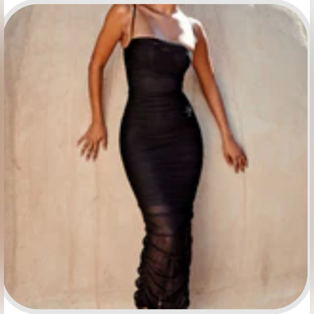 Chic Mesh Black Dress